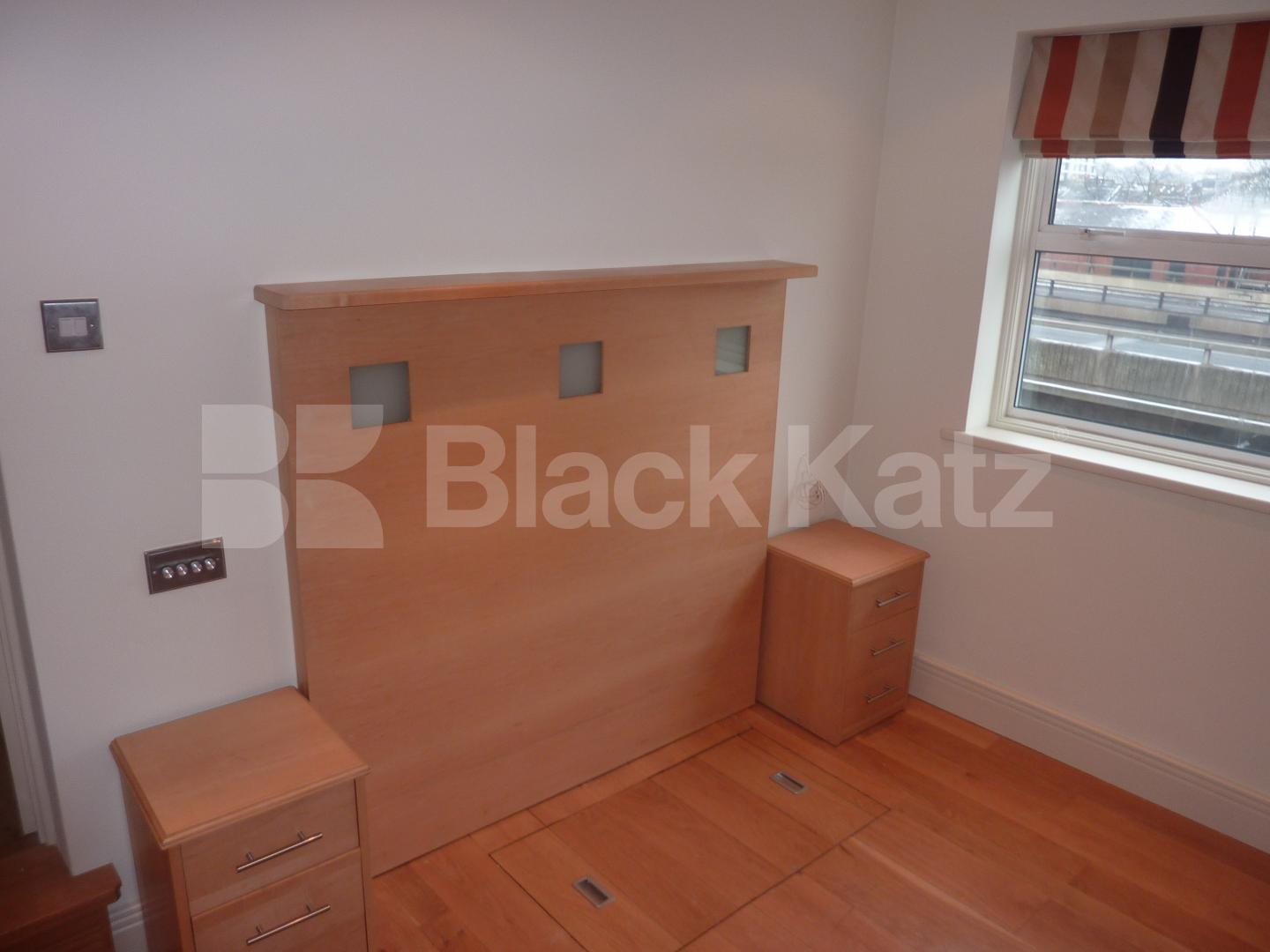			NEW INSTRUCTION, 1 Bedroom, 1 bath, 1 reception Flat			 Cambridge Gardens, LADBROKE GROVE
